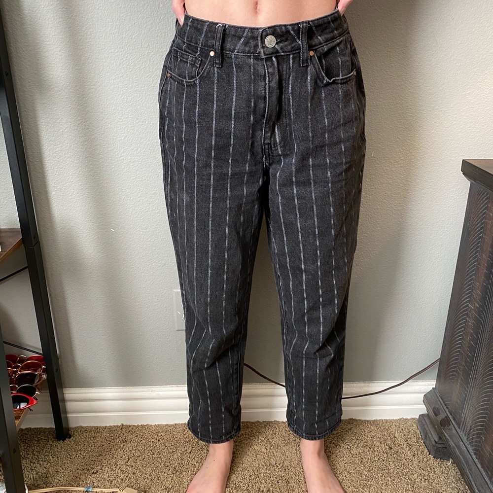 Stripped jeans